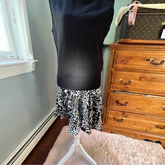 LOUIS vuitton dress (M) (flaw to mention) - Picture 8 of 16